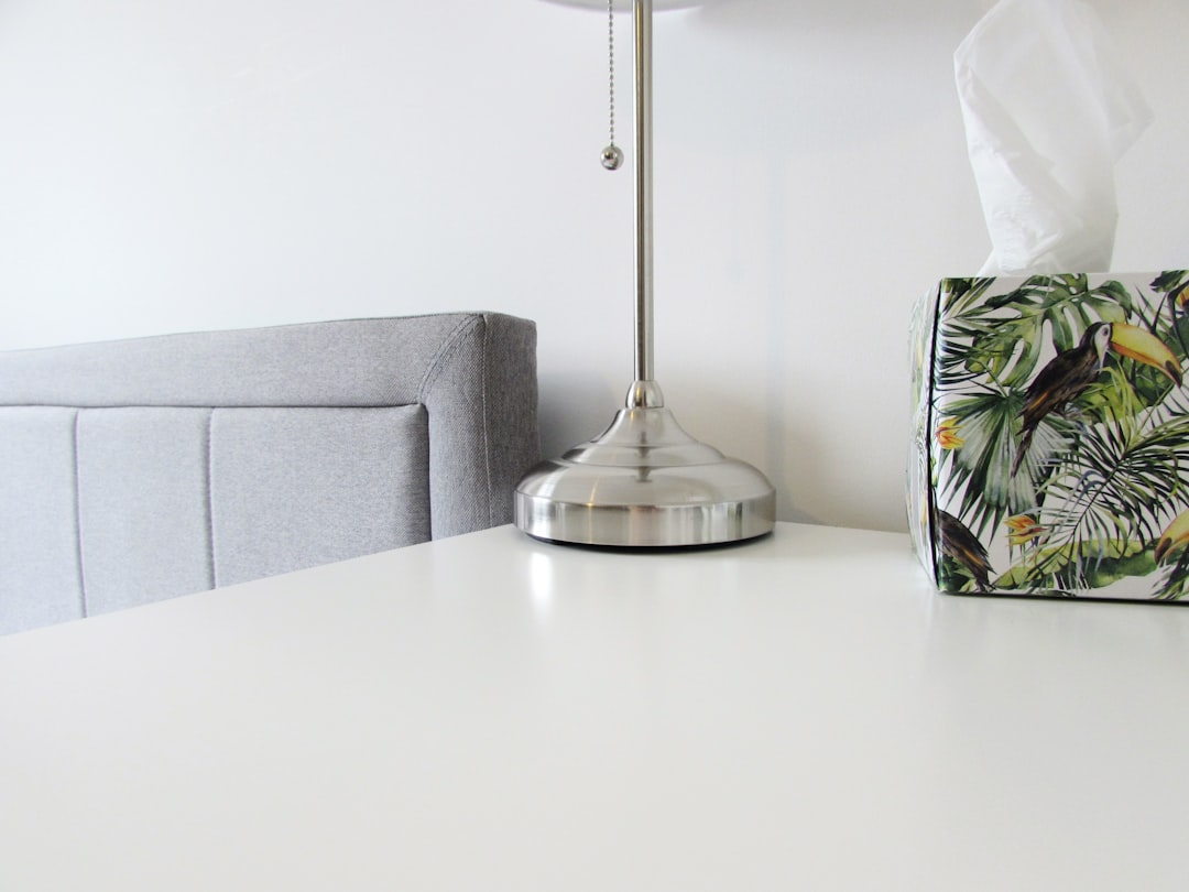 Photo bedroom table lamp